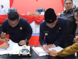 DPRD Muratara Rapat Paripurna Dalam Rangka Penandatangan Nota Kesepakatan KUA PPAS-P 2023