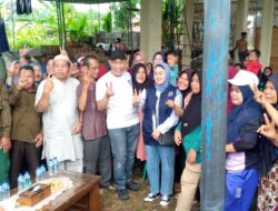 Blusukan Diprumnas Nikan Yoppy Disambut Teriakan Coblos No 2.