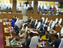 Pimpin Rapat Paripurna, Ketua DPRD Sampaikan Putusan Draft terhadap LKPJ Bupati Musi Rawas Anggaran 2024